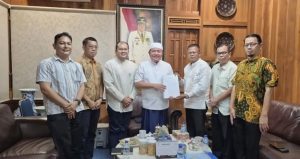 WALIKOTA PRABUMULIH AUDIENSI DENGAN GUBERNUR SUMSEL BAHAS USULAN BKBK 