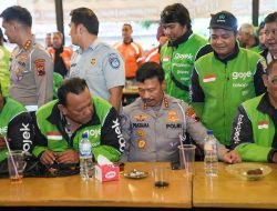 Dirlantas Polda Jateng “Jagongan Bareng Ojol, Ojol Tertib Berlalu Lintas”