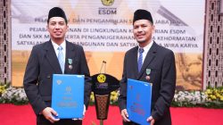 Tiga Insan PTBA Raih Satyalancana Wira Karya