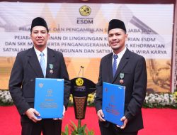 Tiga Insan PTBA Raih Satyalancana Wira Karya