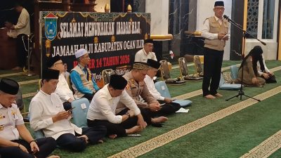 218 Calon Haji Ogan Ilir Resmi Diberangkatkan ke Asrama Haji Palembang