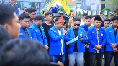 Temui Massa Aksi PMII, Herman Deru Didesak Transparan soal Anggaran dan Proyek Keramasan