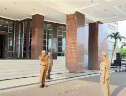APEL MINGGUAN PEMKOT PRABUMULIH, WALI KOTA ΤΕΚΑΝKAN DISIPLIN DAN PELAYANAN PRIMA