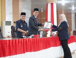 Ketua DPRD Ogan Ilir Pimpin Paripurna Penyampaian Pandangan Fraksi terhadap Raperda Pertanggungjawaban APBD 2025