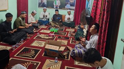 Ajak Jemaah Jaga Kondusivitas, Ust. Sulaiman Pimpin Deklarasi Dukung Polri di Palembang