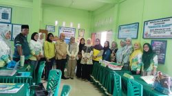 drg. Suryadi Muchzal, M.Kes Pimpin Pembinaan Posyandu Kenanga Meranjat Ilir, Dinkes Ogan Ilir Optimistis Raih Prestasi Provinsi