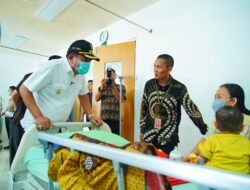 Bupati Muba Cek Dampak Asap Karhutlau, Fasilitas Kesehatan Disiagakan